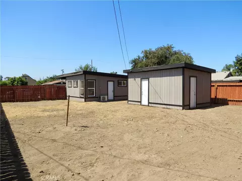 Exterior - 4953 E San Carlos, Compton, CA 90221 photo 2 of 10
