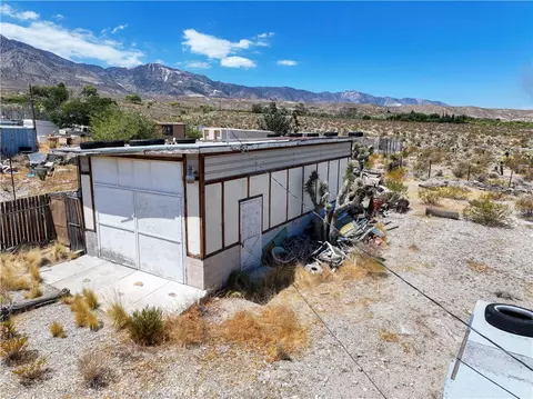 Exterior - 7594 Fairlane, Lucerne Valley, CA 92356 photo 13 of 15