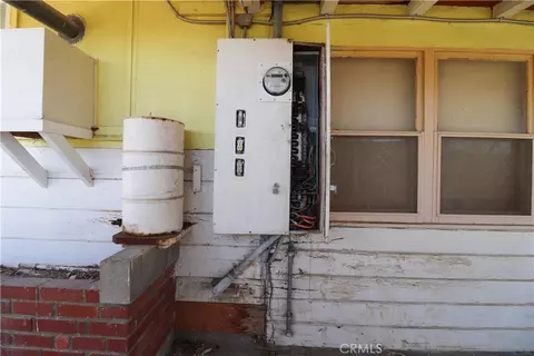 Exterior - 7594 Fairlane, Lucerne Valley, CA 92356 photo 7 of 15