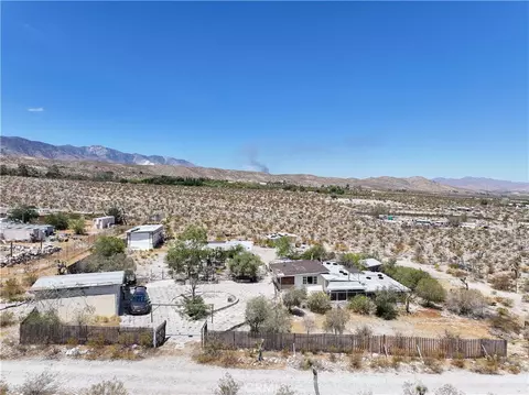 View/Area - 7594 Fairlane, Lucerne Valley, CA 92356 photo 3 of 4