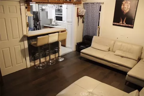 1467 Walnut Ave, Long Beach, CA 90813 photo 4