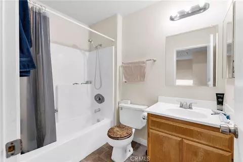 Bath - 3517 Apollo, Palmdale, CA 93550 photo 5 of 5