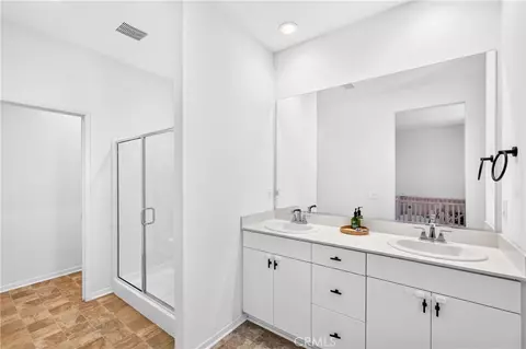 Bath - 15923 Main, Chino, CA 91708 photo 2 of 4