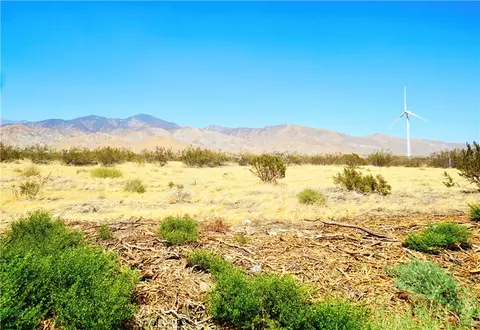 0 0, Cabazon, CA 92230 photo 2