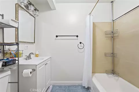 Bath - 6581 Eagle Dr, Chino, CA 91710 photo 6 of 6