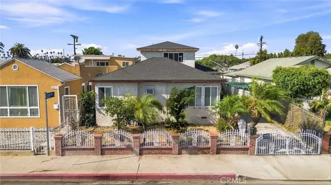 2009 W Vernon, Los Angeles, CA 90062