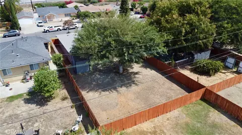 View/Area - 4950 E San Rafael, Compton, CA 90221 photo 2 of 5