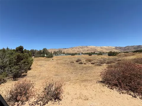 22 Shannondale Rd, Acton, CA 93510 photo 3