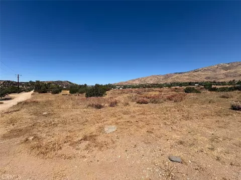 22 Shannondale Rd, Acton, CA 93510 photo 5