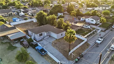 View/Area - 244 N Glenwood St, Colton, CA 92324 photo 2 of 6