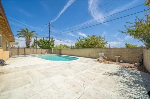 Exterior - 5595 Hawthorne, Montclair, CA 91763 photo 7 of 7