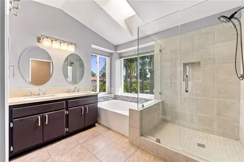Bath - 9946 Mangrove, Rancho Cucamonga, CA 91730 photo 4 of 9