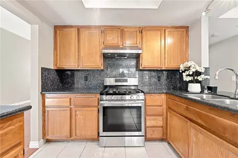 Kitchen - 9946 Mangrove, Rancho Cucamonga, CA 91730 photo 1 of 6