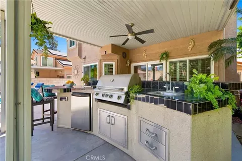 Kitchen - 9946 Mangrove, Rancho Cucamonga, CA 91730 photo 6 of 6