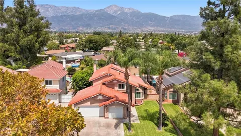 View/Area - 9946 Mangrove, Rancho Cucamonga, CA 91730 photo 3 of 7