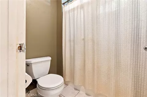 Bath - 9946 Mangrove, Rancho Cucamonga, CA 91730 photo 3 of 9