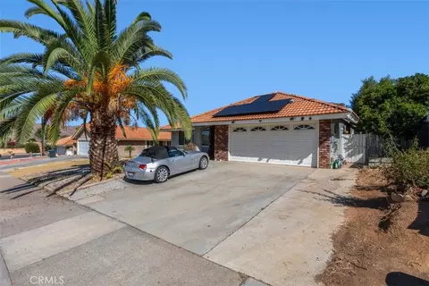 24530 Summerfield Dr, Moreno Valley, CA 92557