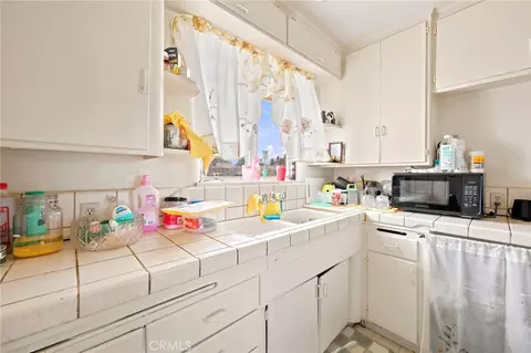 Kitchen - 139 E 229th St, Carson, CA 90745 photo 2 of 3