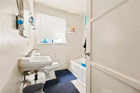 Bath - 139 E 229th St, Carson, CA 90745 photo 3 of 4