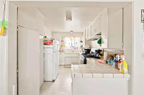 Kitchen - 139 E 229th St, Carson, CA 90745 photo 1 of 3