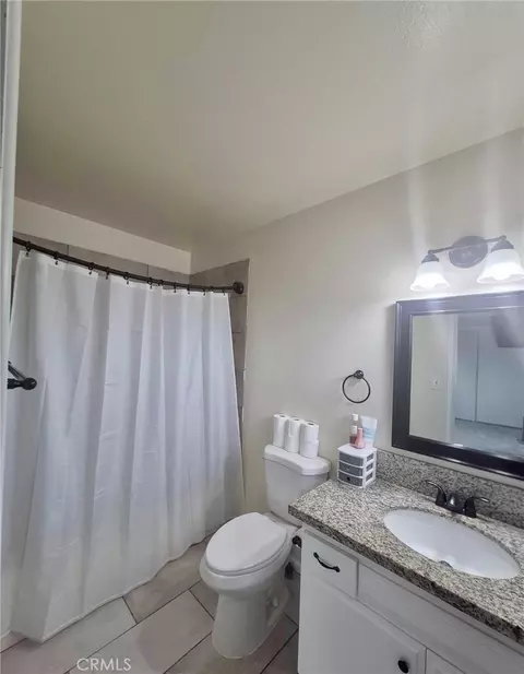 Bath - 9785 Vine, Bloomington, CA 92316 photo 3 of 3