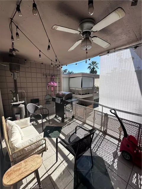 Exterior - 6979 Palm Ct, Riverside, CA 92506 photo 2 of 2