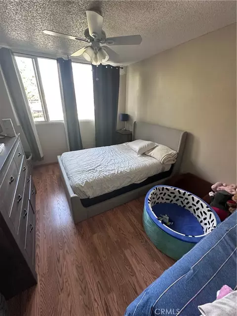 Bedroom - 6979 Palm Ct, Riverside, CA 92506 photo 2 of 4