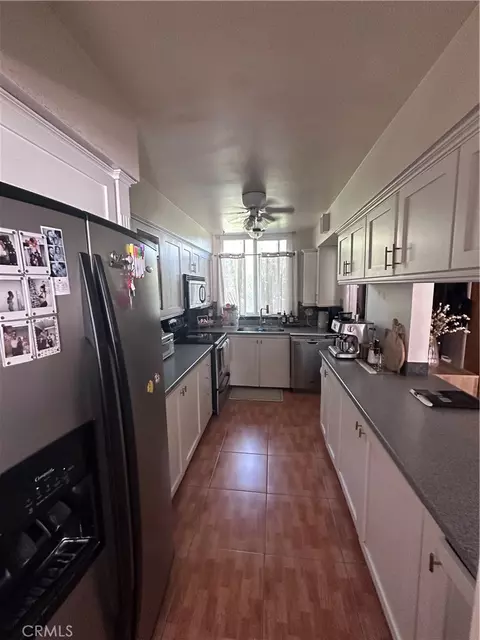 Kitchen - 6979 Palm Ct, Riverside, CA 92506 photo 1 of 2