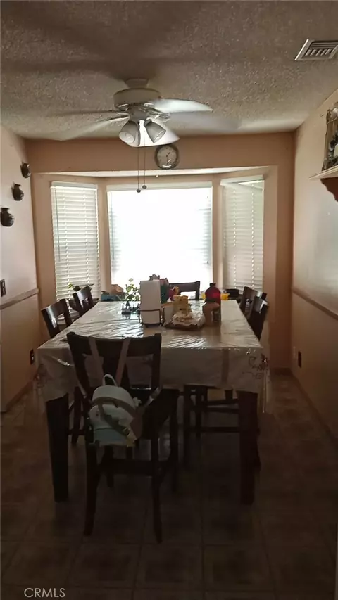 1633 Sunup, Riverside, CA 92501 photo 12