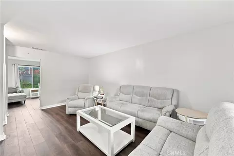 Living - 106 Racquet Clb, Compton, CA 90220 photo 1 of 2