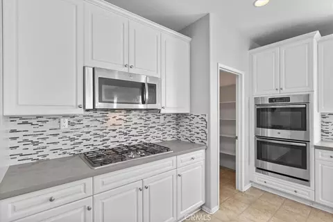 Kitchen - 4662 Palmilla, Perris, CA 92571 photo 5 of 5