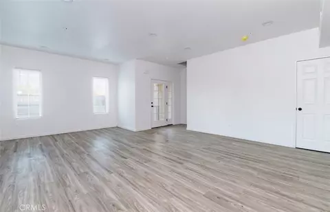 Living - 5510 E Los Angeles Ave #4, Simi Valley, CA 93063 photo 3 of 3