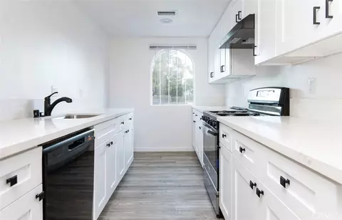 Kitchen - 5526 E Los Angeles Ave #3, Simi Valley, CA 93063 photo 1 of 1
