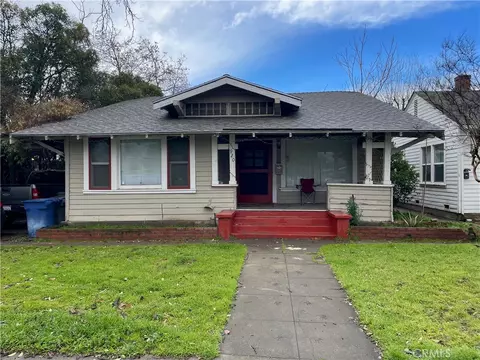 920 W 19th St, Merced, CA 95340 photo 1