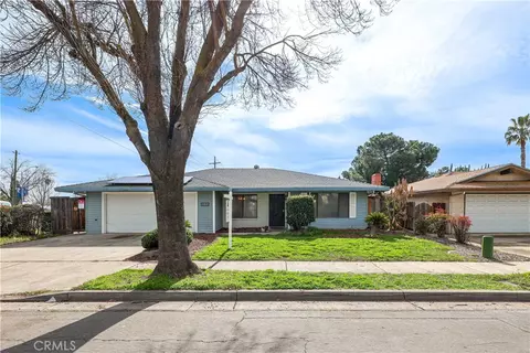 6 W Donna Dr, Merced, CA 95348