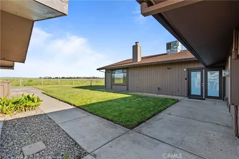 Exterior - 6922 G St, Merced, CA 95340 photo 5 of 7