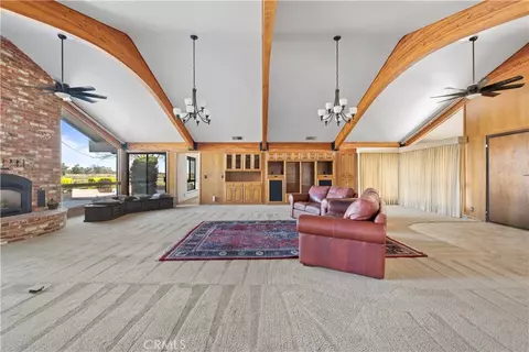Living - 6922 G St, Merced, CA 95340 photo 2 of 6
