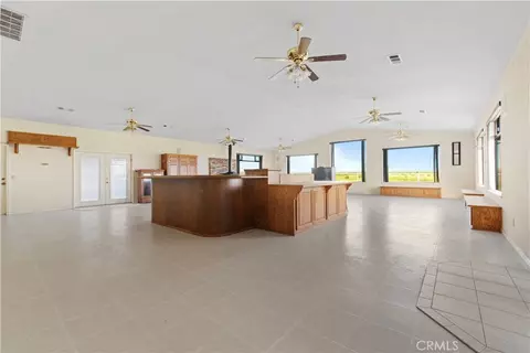 Living - 6922 G St, Merced, CA 95340 photo 5 of 6