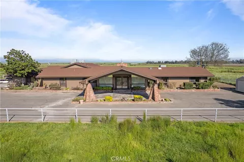 Exterior - 6922 G St, Merced, CA 95340 photo 6 of 7