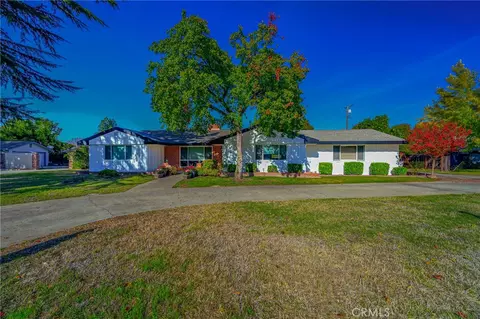1049 Colorado Dr, Merced, CA 95340