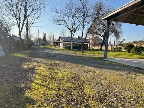 358 Cody Ave, Planada, CA 95365 photo 9