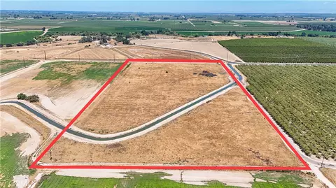 1777 Bird, Livingston, CA 95334