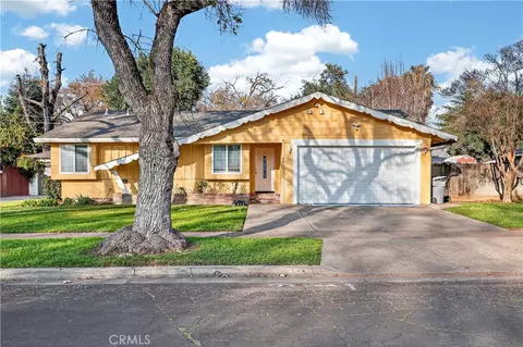 525 E 27th St, Merced, CA 95340