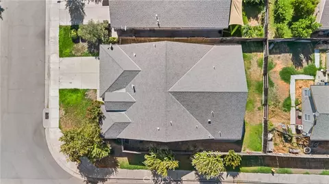 View/Area - 2052 W Solis St, Merced, CA 95348 photo 2 of 2