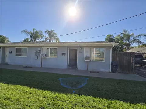 264 E 10th St, Merced, CA 95341 photo 5