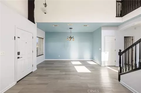 Living - 84 Jack Ct, Merced, CA 95341 photo 3 of 5