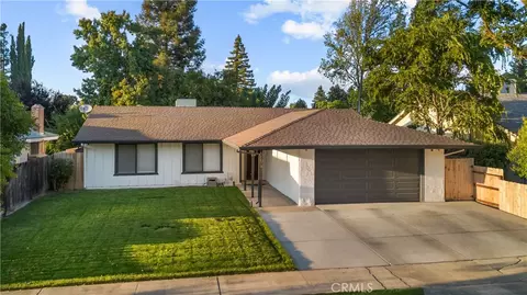 1073 El Portal Dr, Merced, CA 95340
