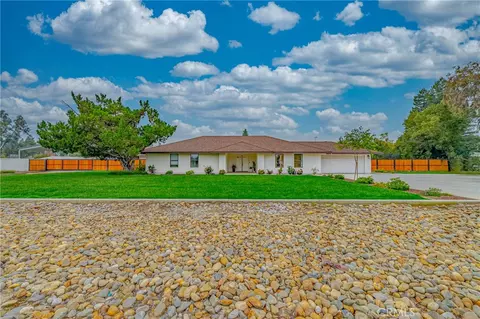 2109 Cambridge, Atwater, CA 95301