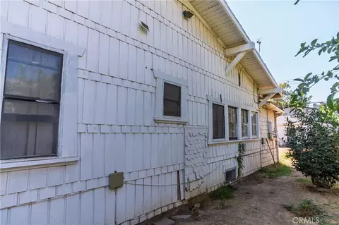 Exterior - 902 W 20th St, Merced, CA 95340 photo 13 of 14