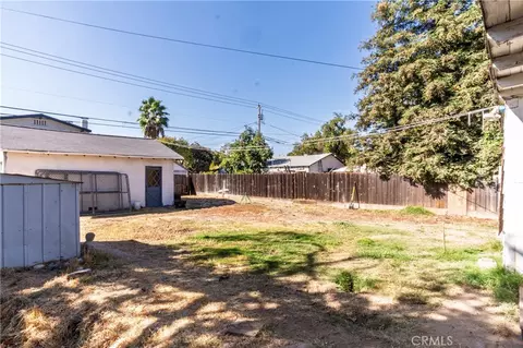 Exterior - 902 W 20th St, Merced, CA 95340 photo 7 of 14